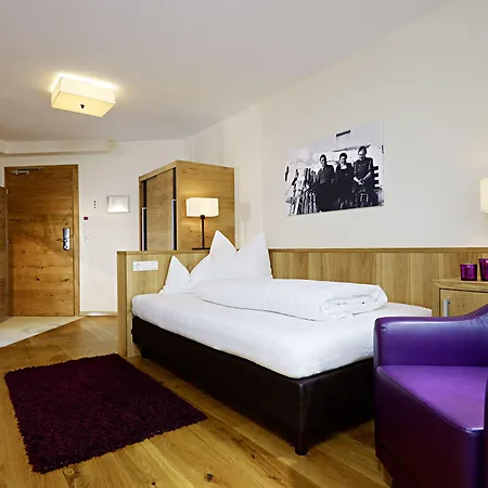 Fliana 4-sterne Superior Hotel