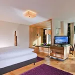 Fliana 4 Hotel 4*