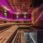 Fliana 4 Hotell