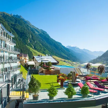 Fliana Hotel