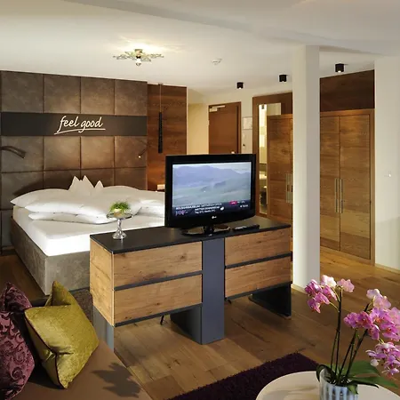 Hotel Fliana 4*