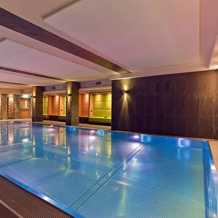 Fliana Hotel